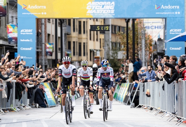 /tmp/177909_WhatsApp Image 2025-10-19 at 14.15.51 (1).jpeg